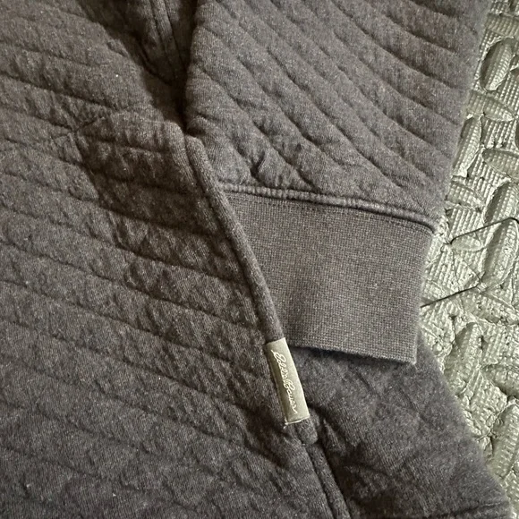 Eddie Bauer Men's Quilted pullover - Picture 2 of 4